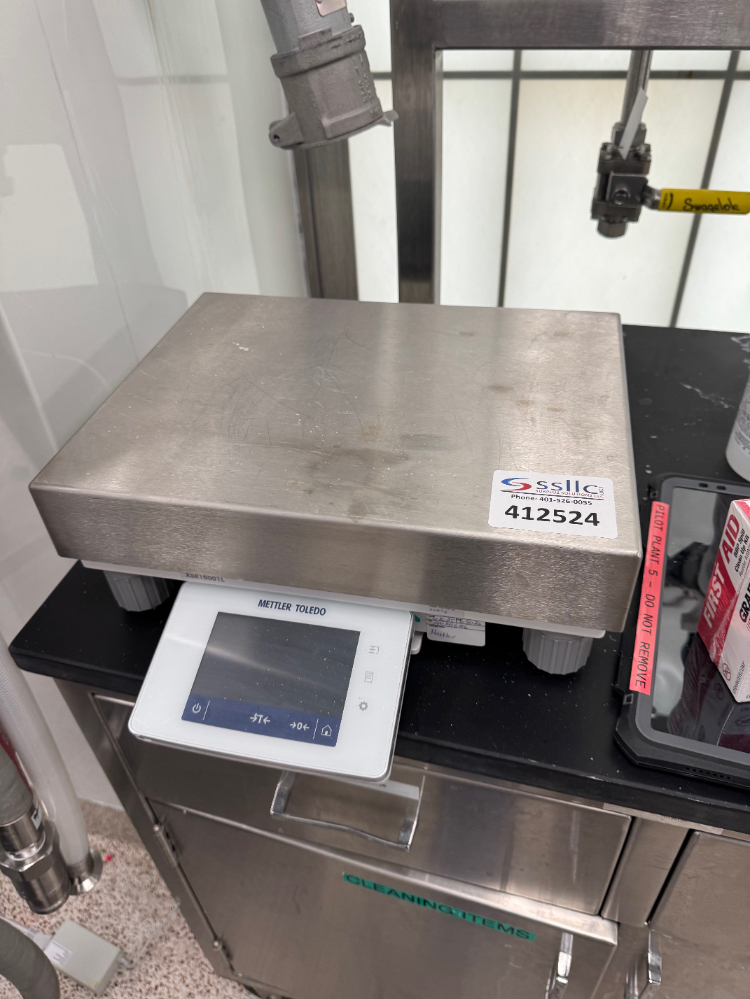 Image of Mettler Toledo XSR16001L Digital Scale